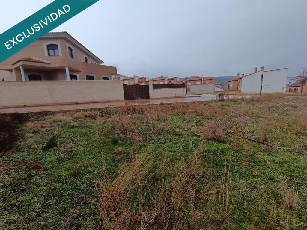 Działka budowlana na sprzedaż w Los Navalucillos - 99 000 € (Ref: 9595593)