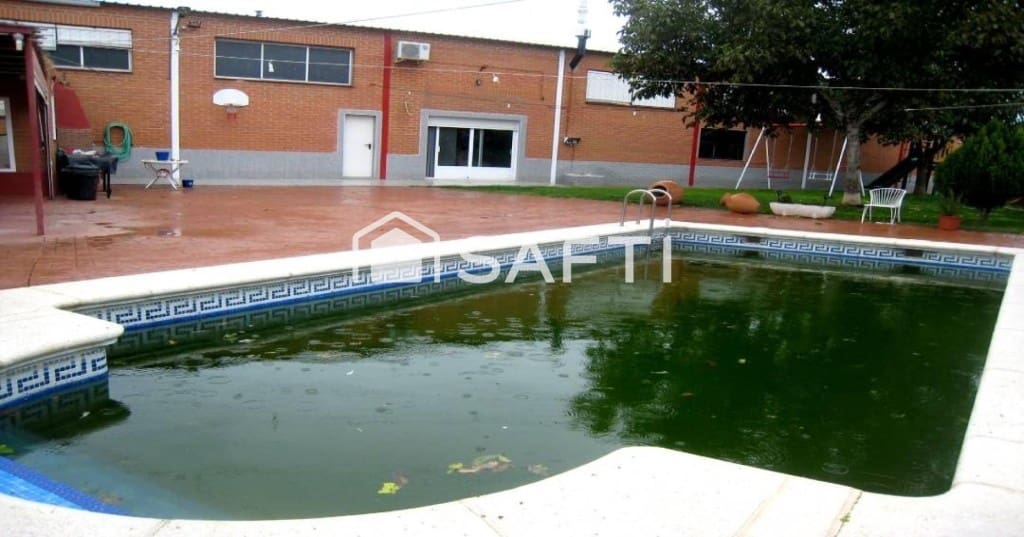 Commercieel te koop in Portillo de Toledo - € 1.150.000 (Ref: 9595595)