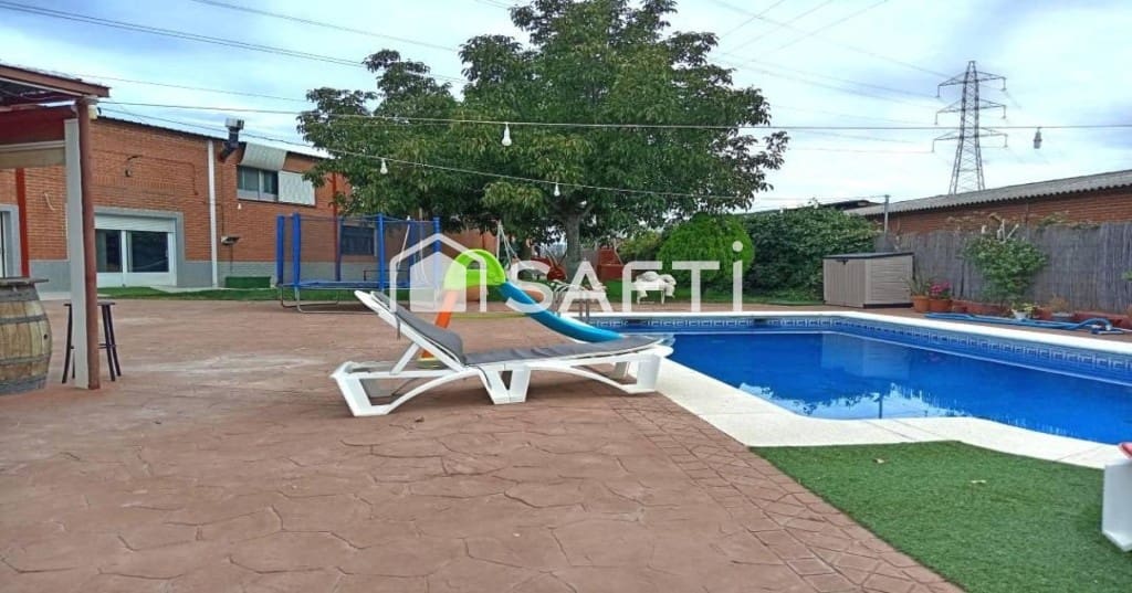 Commercieel te koop in Portillo de Toledo - € 1.150.000 (Ref: 9595595)