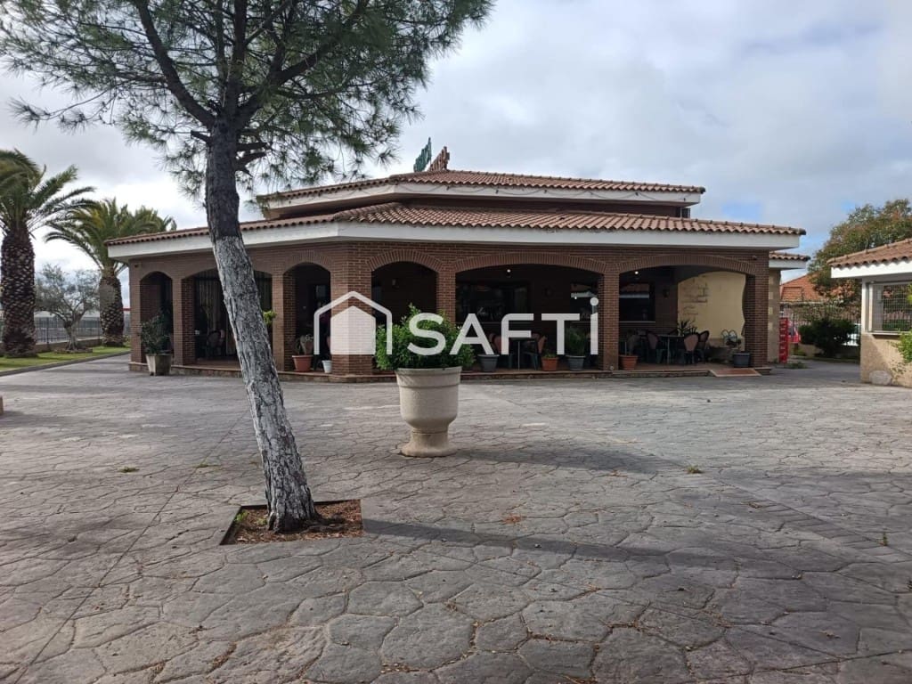 Erhverv til salg i Huecas - € 750.000 (Ref: 9595596)