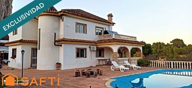 Finca/Casa Rural de 6 habitaciones en Chiva en venta con piscina - 298.000 € (Ref: 9595603)