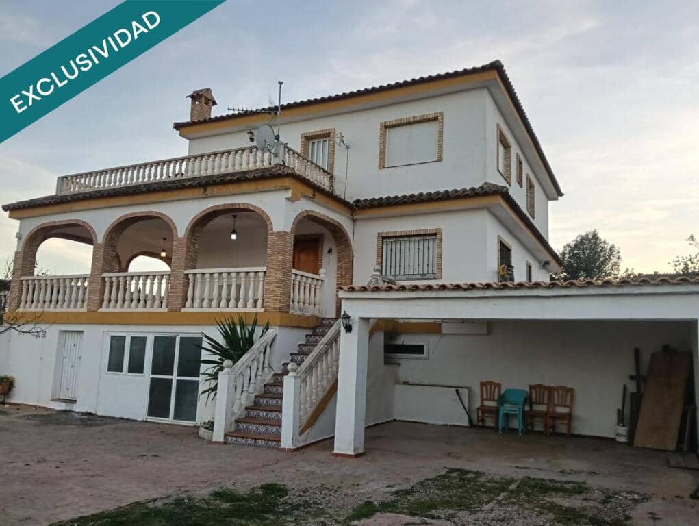 6 bedroom Finca/Country House for sale in Chiva with pool - € 298,000 (Ref: 9595603)