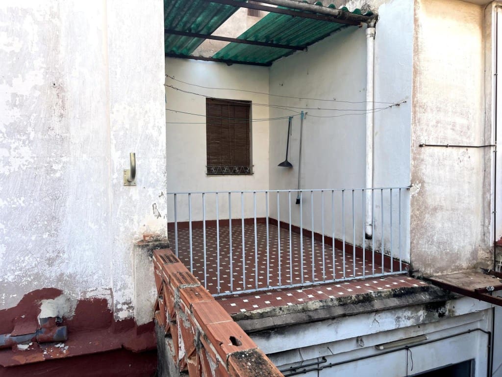 11 bedroom Terraced Villa for sale in Moncada - € 463,500 (Ref: 9595606)