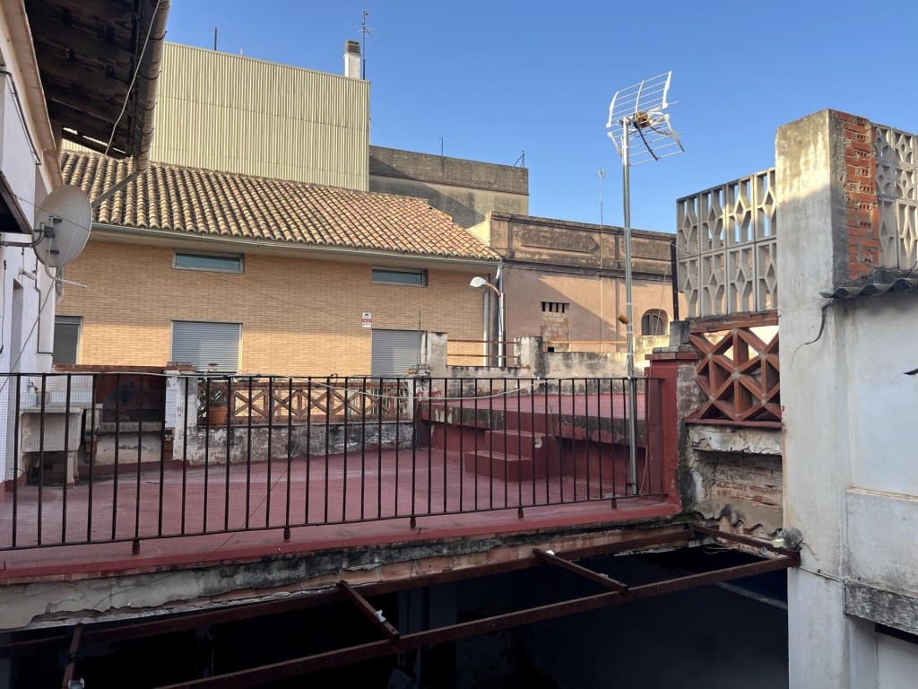 11 bedroom Terraced Villa for sale in Moncada - € 463,500 (Ref: 9595606)