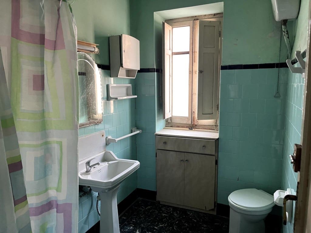 11 bedroom Terraced Villa for sale in Moncada - € 463,500 (Ref: 9595606)