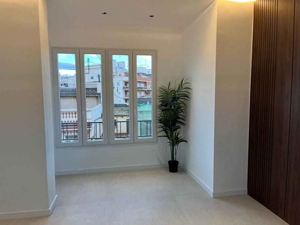 4 slaapkamer Appartement te koop in Valencia stad - € 1.249.000 (Ref: 9595612)