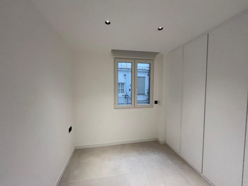 4 slaapkamer Appartement te koop in Valencia stad - € 1.249.000 (Ref: 9595612)