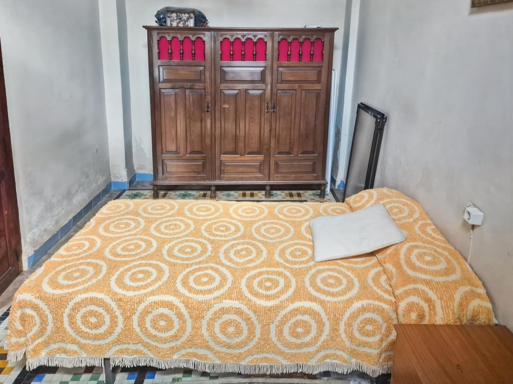 6 makuuhuone Huvila myytävänä paikassa Valencia kaupunki mukana 
autotalli - 400 000 € (Ref: 9595617)