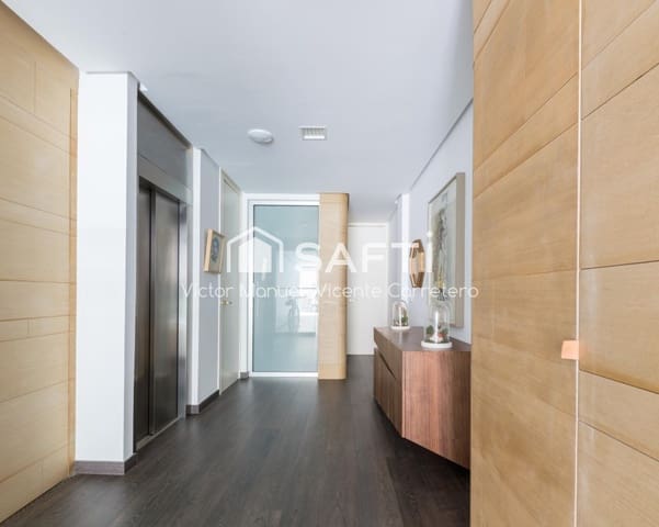 5 sovrum Radhus till salu i Malilla, Valencia stad med pool garage - 690 000 € (Ref: 9595618)