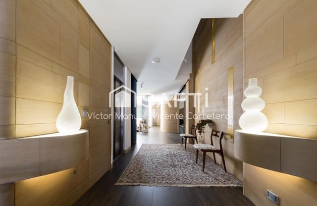 5 sovrum Radhus till salu i Malilla, Valencia stad med pool garage - 690 000 € (Ref: 9595618)