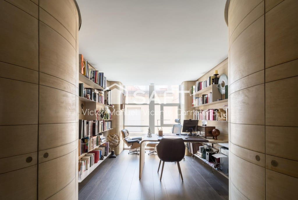 5 sovrum Radhus till salu i Valencia stad med pool garage - 690 000 € (Ref: 9595618)