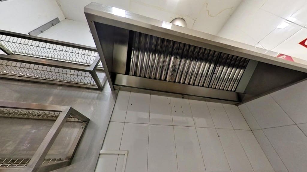 Commerciale in vendita in Elda - 110.000 € (Rif: 9595625)