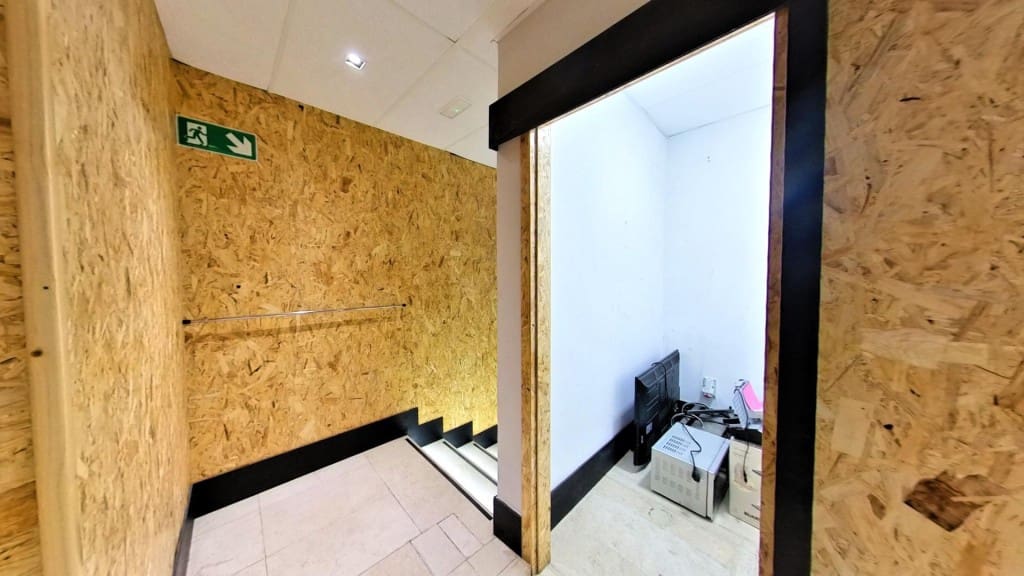 Commerciale in vendita in Elda - 110.000 € (Rif: 9595625)