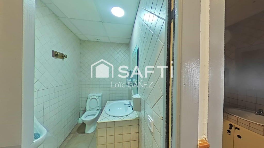 Comercial para venda em Oliva - 380 000 € (Ref: 9595626)