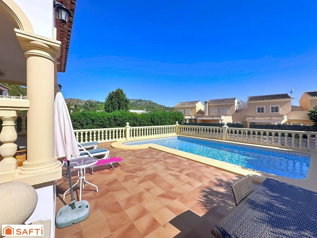 3 slaapkamer Villa te koop in Sagra met zwembad - € 387.000 (Ref: 9595630)