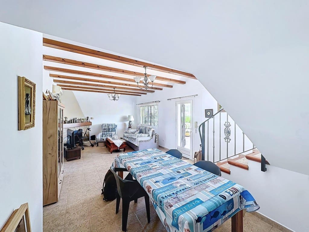 3 slaapkamer Villa te koop in Sagra met zwembad - € 387.000 (Ref: 9595630)