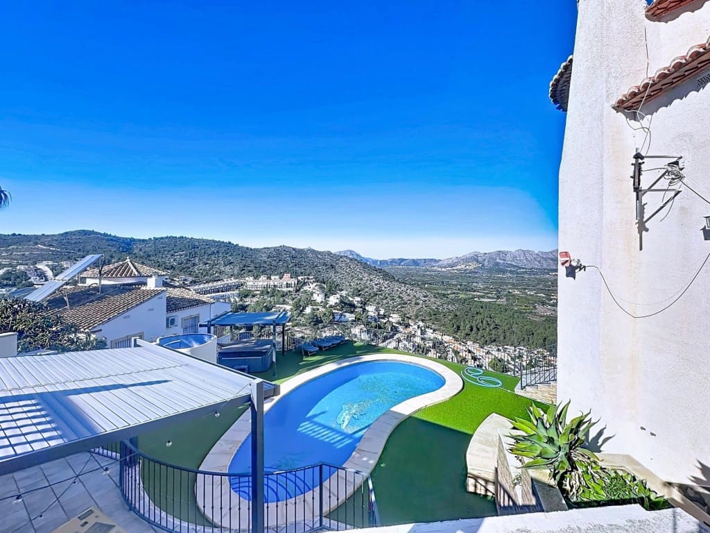 4 soverom Villa til salgs i Pedreguer med svømmebasseng - € 1 100 000 (Ref: 9595633)