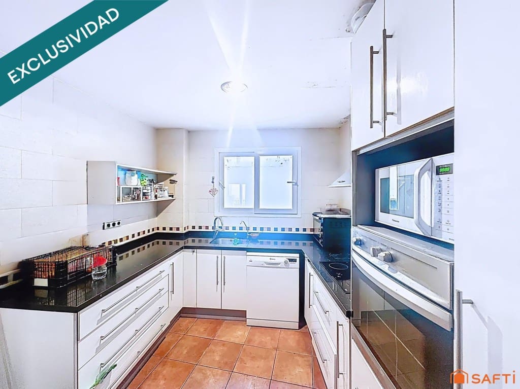 4 camera da letto Villa in vendita in Oliva con garage - 249.000 € (Rif: 9595634)