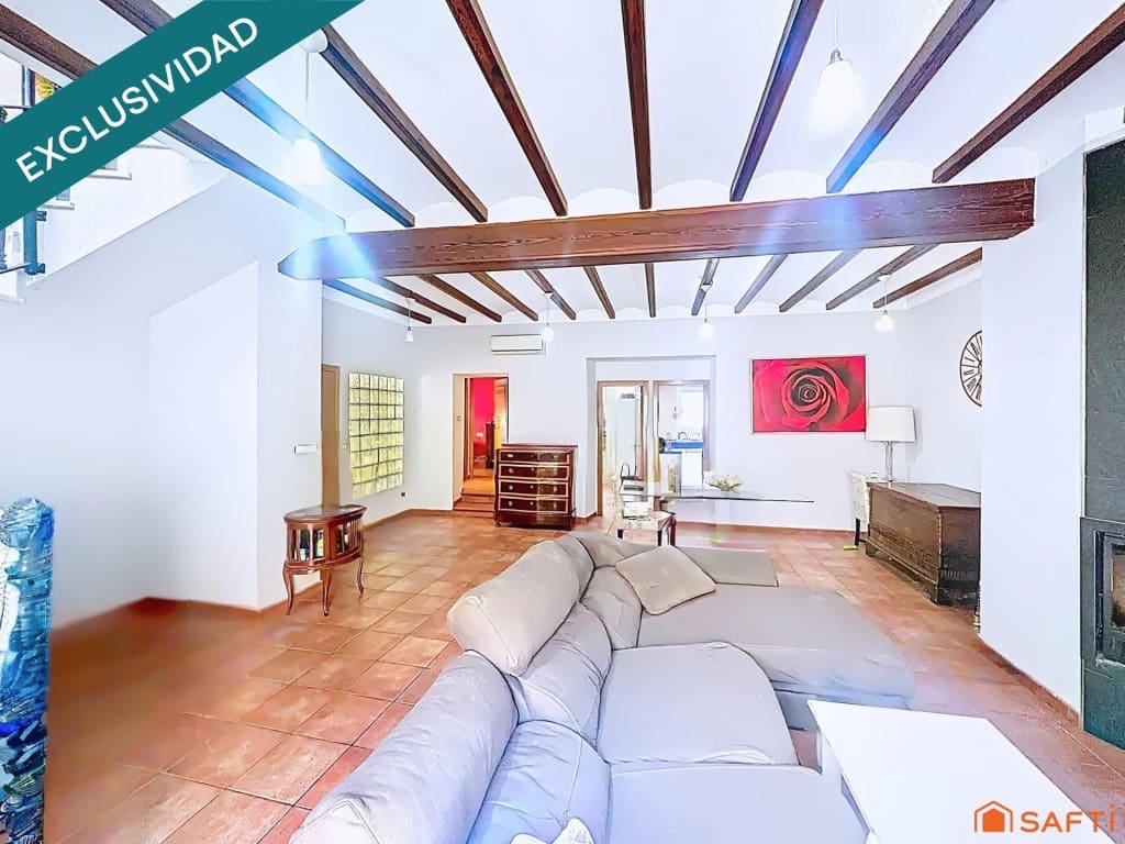 4 camera da letto Villa in vendita in Oliva con garage - 249.000 € (Rif: 9595634)