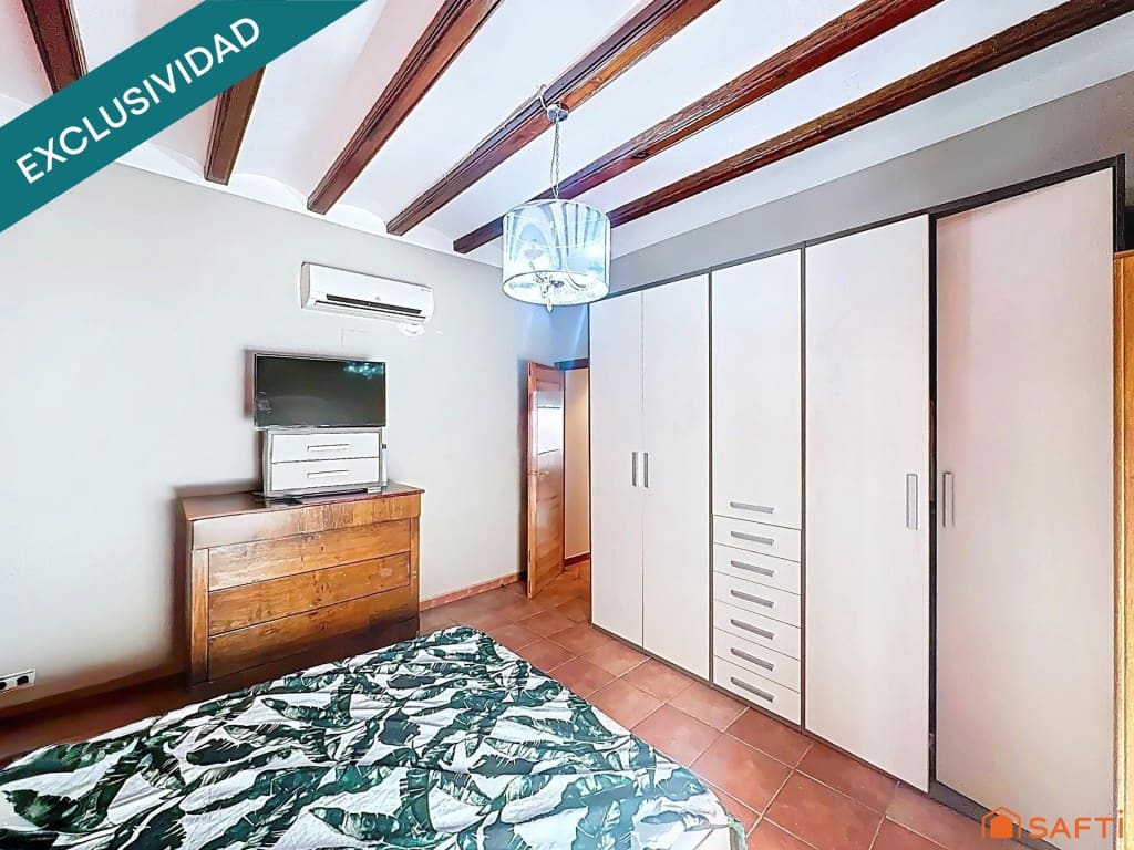 4 camera da letto Villa in vendita in Oliva con garage - 249.000 € (Rif: 9595634)