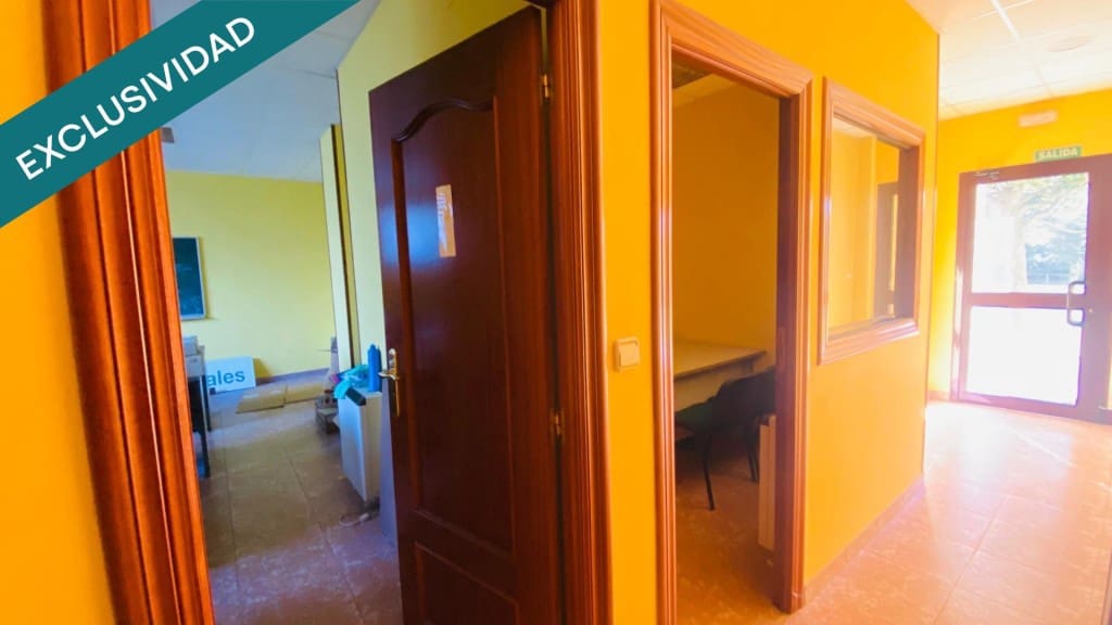 Local Commercial à vendre à Oviedo - 69 500 € (Ref: 9595635)