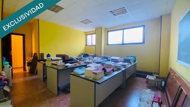 Komercyjne na sprzedaż w Oviedo - 69 500 € (Ref: 9595635)