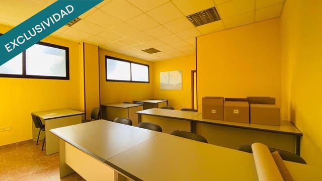 Komercyjne na sprzedaż w Oviedo - 69 500 € (Ref: 9595635)