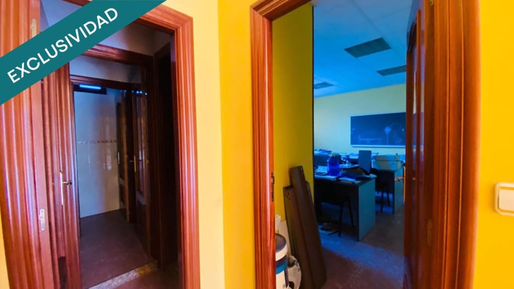 Local Commercial à vendre à Oviedo - 69 500 € (Ref: 9595635)