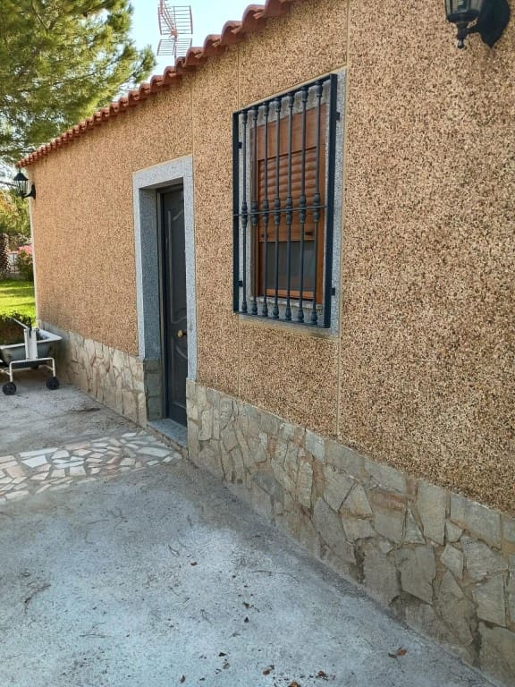 Undeveloped Land for sale in Badajoz city - € 204,000 (Ref: 9595636)