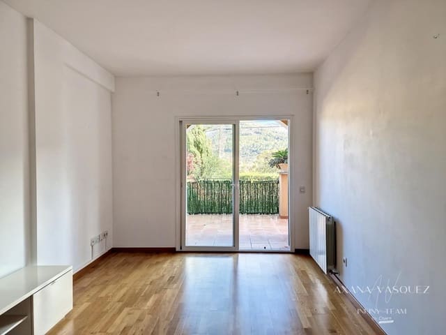 3 slaapkamer Appartement te huur in Sóller - € 2.000 (Ref: 9595642)