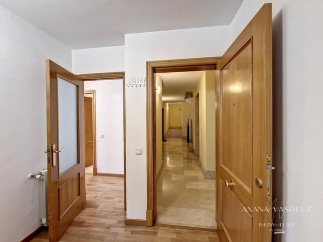 3 slaapkamer Appartement te huur in Sóller - € 2.000 (Ref: 9595642)