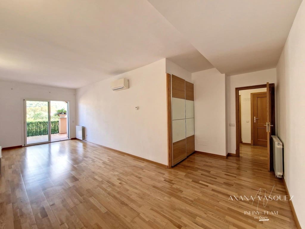 3 slaapkamer Appartement te huur in Soller - € 2.000 (Ref: 9595642)