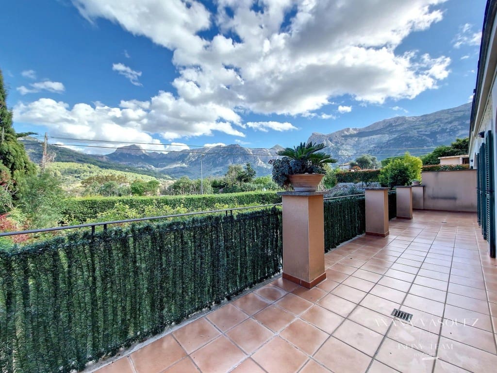 3 slaapkamer Appartement te huur in Soller - € 2.000 (Ref: 9595642)