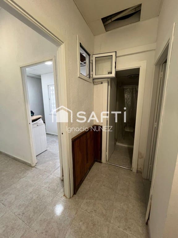 Commercieel te koop in Blanes - € 94.000 (Ref: 9595644)