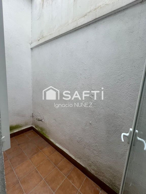 Commercieel te koop in Blanes - € 94.000 (Ref: 9595644)