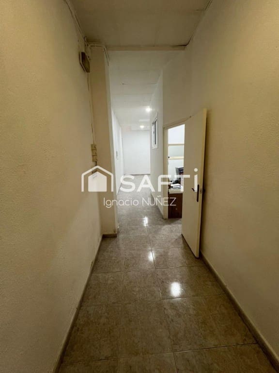 Commercieel te koop in Blanes - € 94.000 (Ref: 9595644)