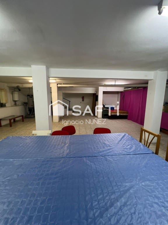 Erhverv til salg i Pineda de Mar med garage - € 112.000 (Ref: 9595645)