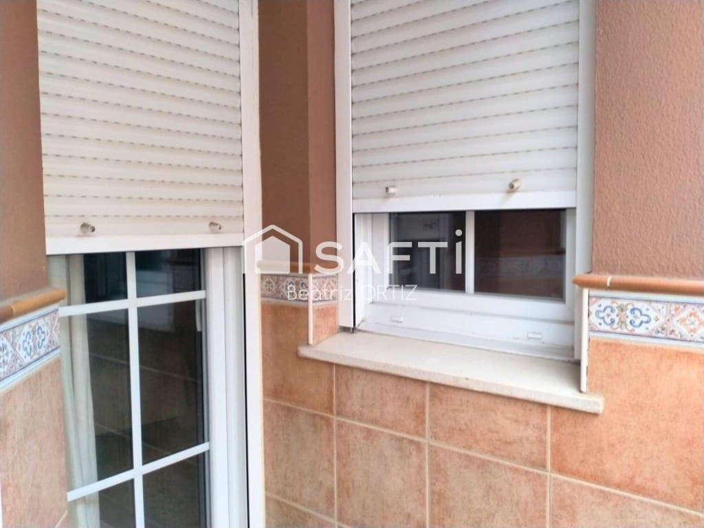 4 soveværelse Lejlighed til salg i Cadiz by med garage - € 477.000 (Ref: 9595648)