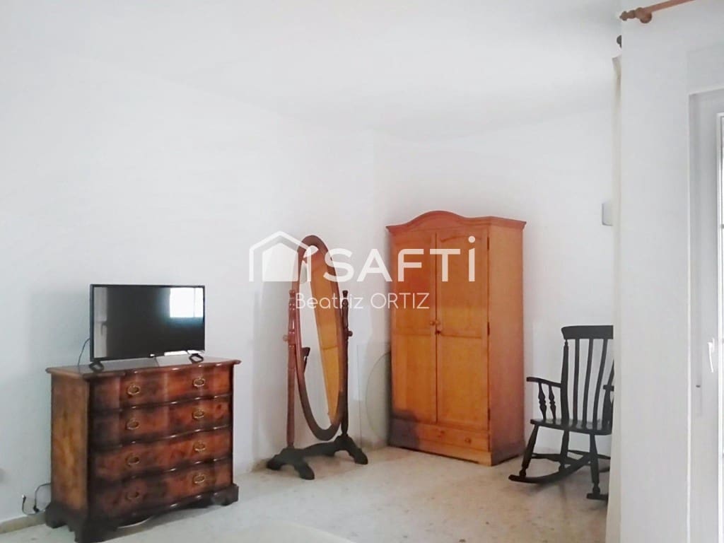 4 soveværelse Lejlighed til salg i Cadiz by med garage - € 477.000 (Ref: 9595648)