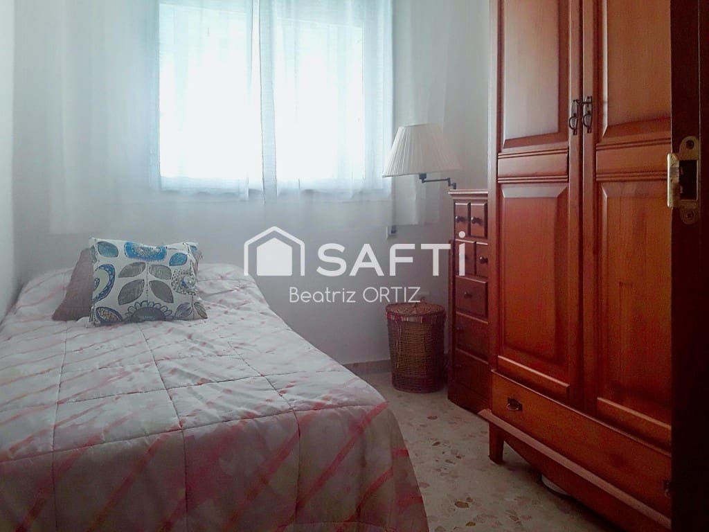 4 soveværelse Lejlighed til salg i Cadiz by med garage - € 477.000 (Ref: 9595648)