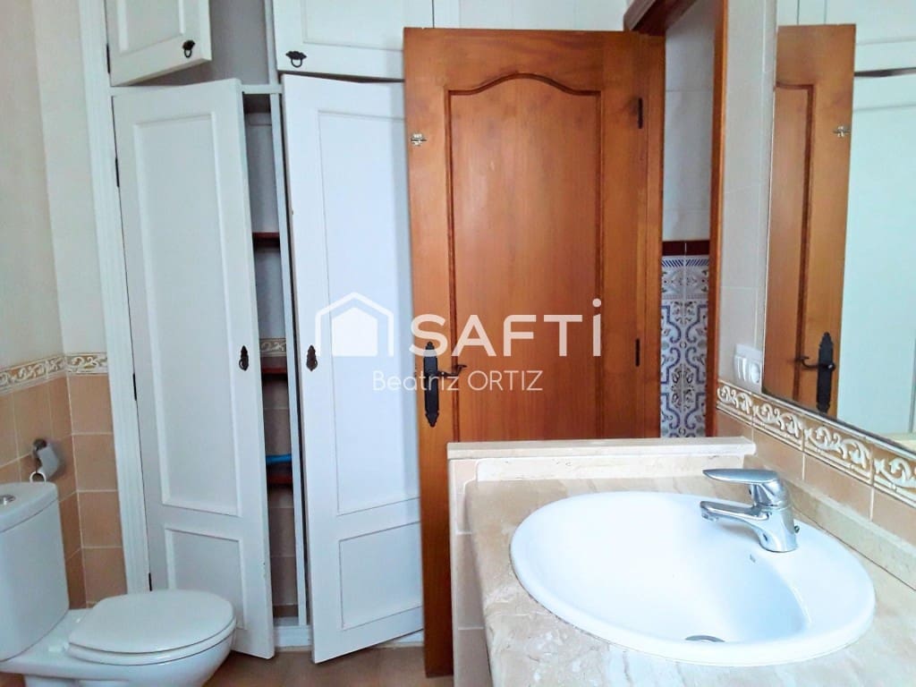 2 Zimmer Apartment zu verkaufen in Cadiz Stadt - 210.000 € (Ref: 9595650)