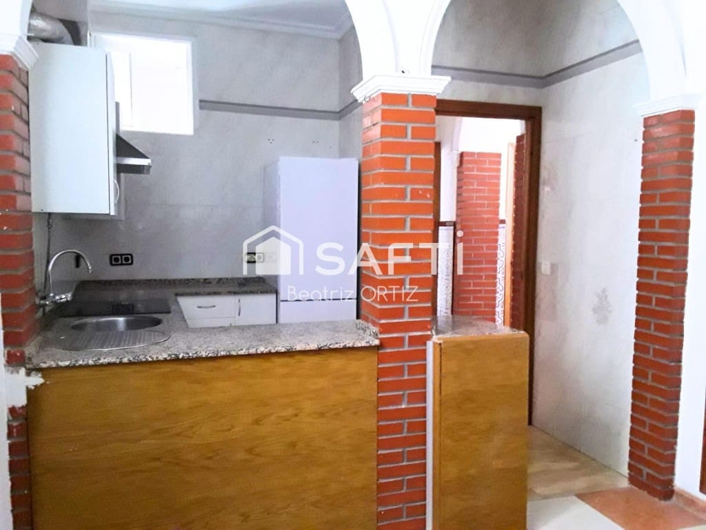 2 Zimmer Apartment zu verkaufen in Cadiz Stadt - 210.000 € (Ref: 9595650)
