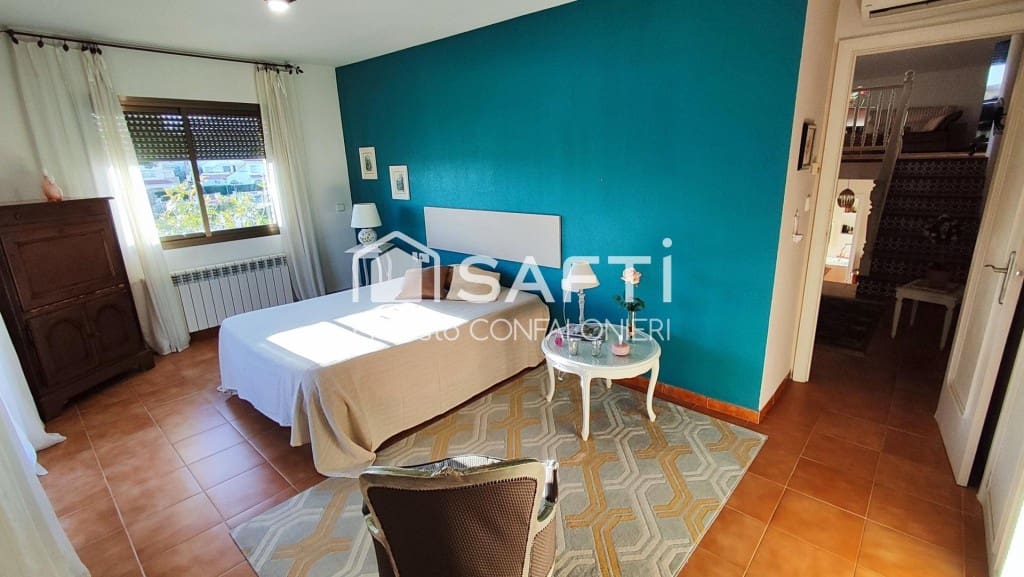 4 soveværelse Villa til salg i Alcanar med swimmingpool garage - € 425.000 (Ref: 9595654)