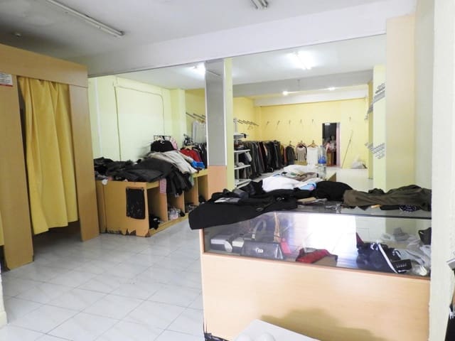 Komercyjne na sprzedaż w La Vall d'Uixó - 75 000 € (Ref: 9595661)