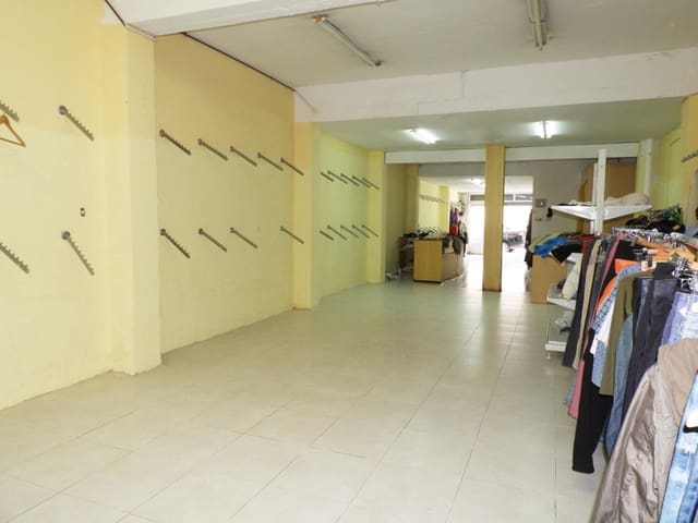 Komercyjne na sprzedaż w La Vall d'Uixó - 75 000 € (Ref: 9595661)