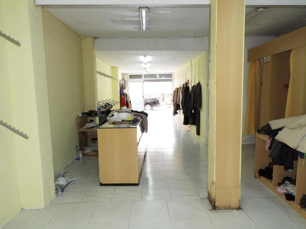 Komercyjne na sprzedaż w La Vall d'Uixo - 75 000 € (Ref: 9595661)