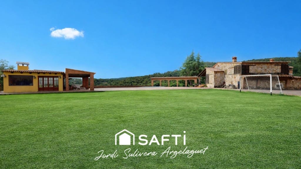 4 makuuhuone Huvila myytävänä paikassa Santa Cristina d'Aro mukana uima-altaan - 780 000 € (Ref: 9595662)