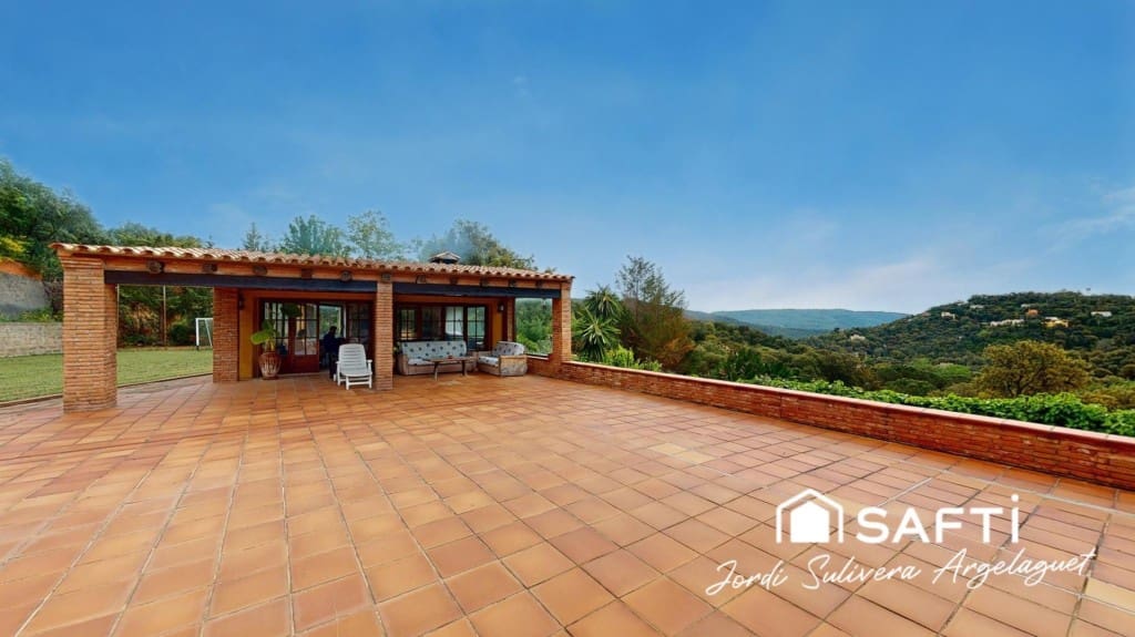 4 makuuhuone Huvila myytävänä paikassa Santa Cristina d'Aro mukana uima-altaan - 780 000 € (Ref: 9595662)