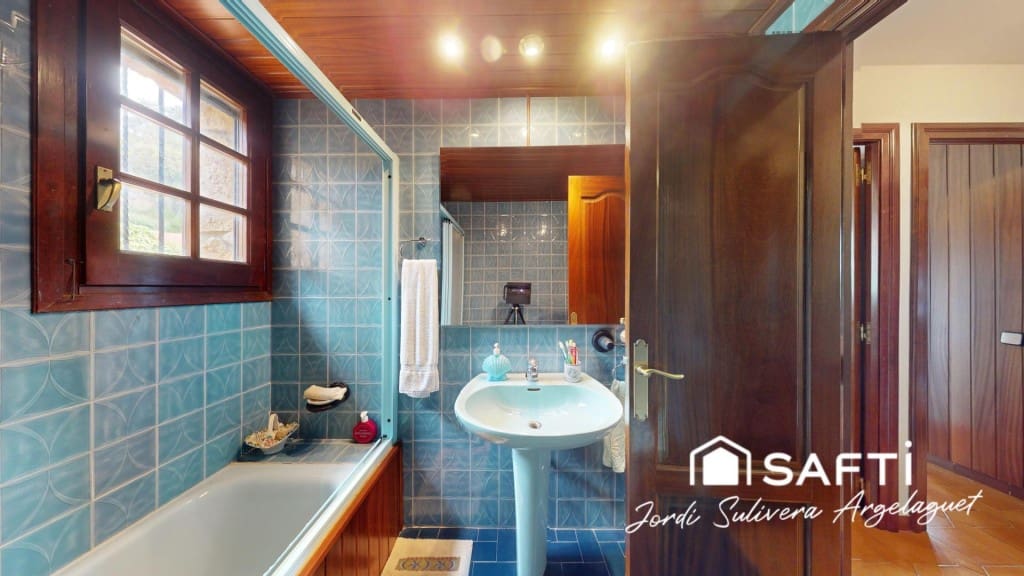 4 makuuhuone Huvila myytävänä paikassa Santa Cristina d'Aro mukana uima-altaan - 780 000 € (Ref: 9595662)