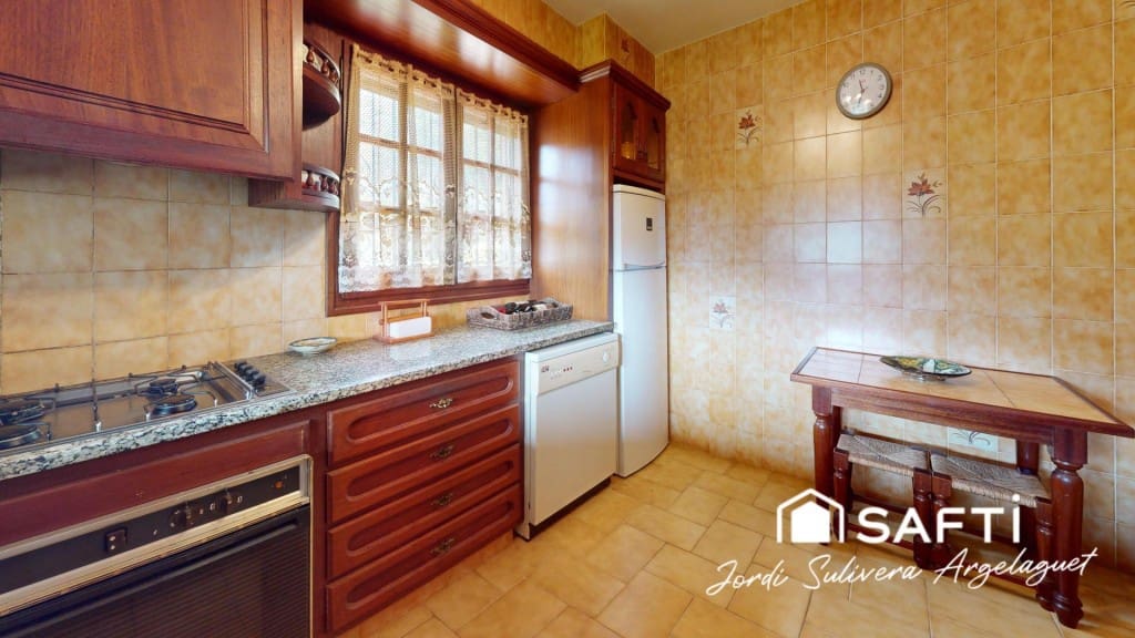 4 makuuhuone Huvila myytävänä paikassa Santa Cristina d'Aro mukana uima-altaan - 780 000 € (Ref: 9595662)